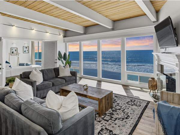 9 Bedroom San Diego Vacation Home with Ocean Views on Beach