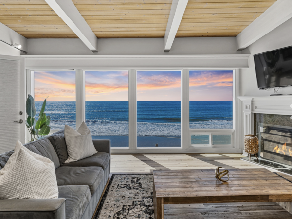 9 Bedroom San Diego Vacation Home with Ocean Views on Beach