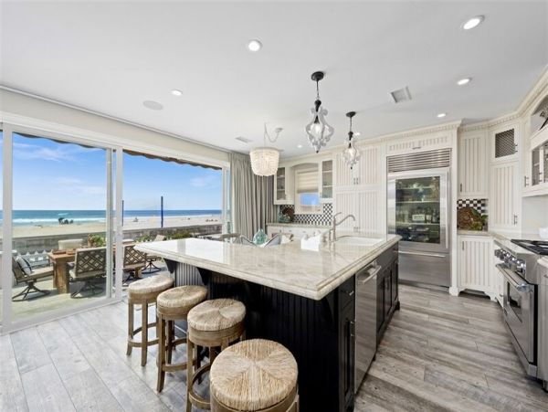Stunning San Diego Vacation Home on Beach with Ocean Views