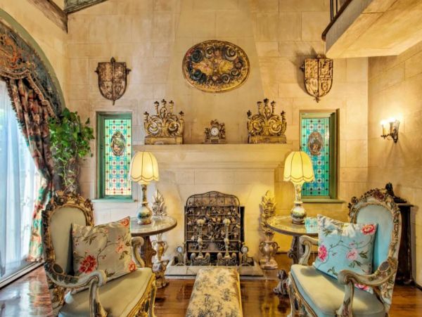 West Palm Beach Luxury Vacation Home Sleeps Ten Guests