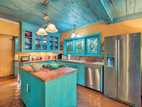 West Palm Beach Luxury Vacation Home Sleeps Ten Guests