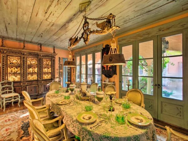 West Palm Beach Luxury Vacation Home Sleeps Ten Guests