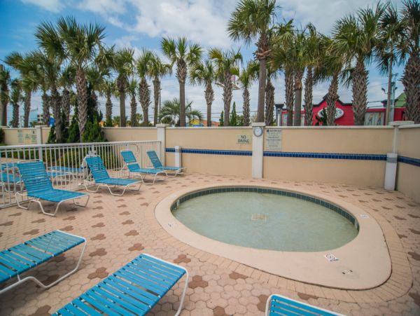 Panama City Beach Gulf Front Condo Vacation w/ Four Bedroom