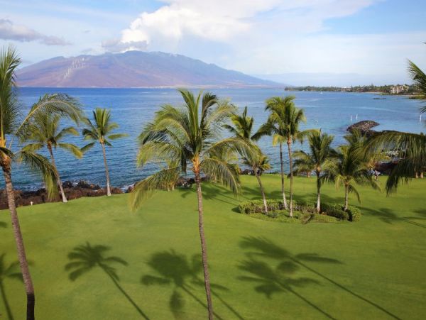 One Bedroom Beachfront Vacation Condo in Kihei