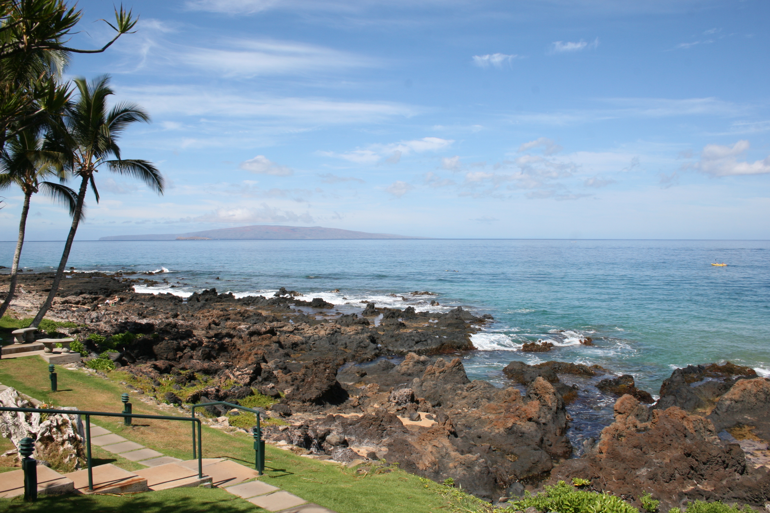 One Bedroom Beachfront Vacation Condo in Kihei