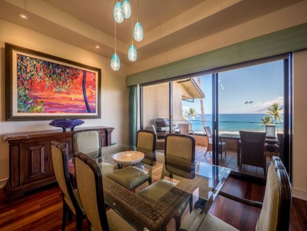 Beachfront Vacation Rental with 2 Bedrooms & Ocean Views