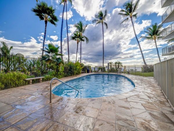 South Kihei Oceanfront Vacation Rental - Maui Beachfront Condo