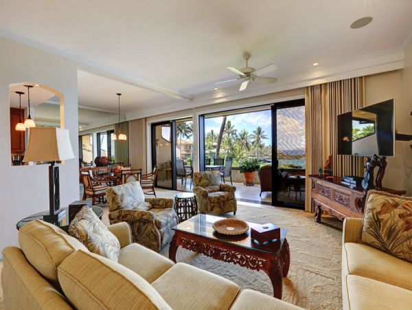 Beachfront 2 Bedroom Condo in Makena Ocean Views Sleeps 5