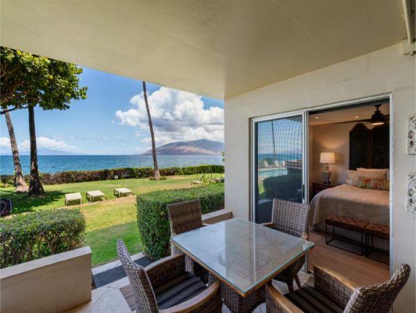 South Kihei Oceanfront Vacation Rental - Maui Condo with Pool & Beach Access