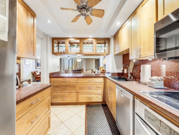 Oceanfront 3 Bedroom Condo in Maui