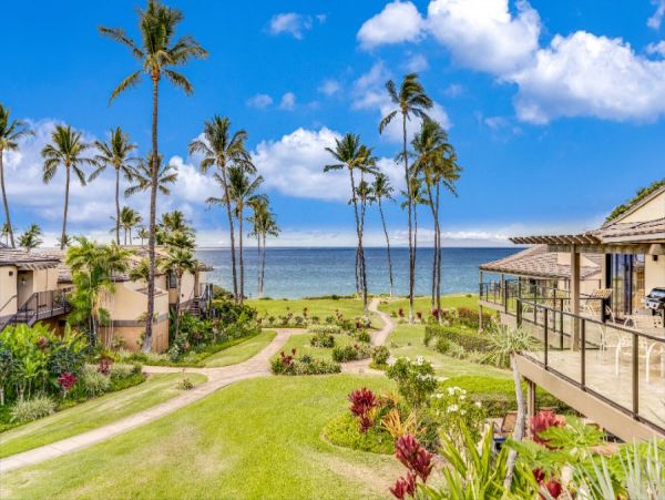 Stunning Views, Style Space Luxury Awaits
