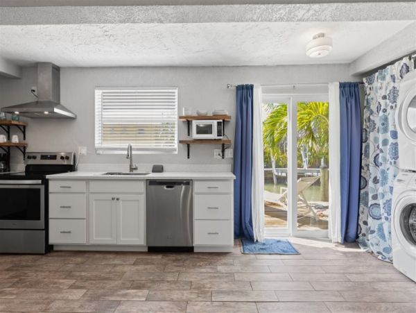 Marathon Vacation Home Teo Bedroom