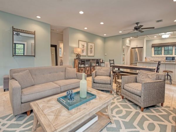 Key West Upscale 2 Bedroom Home with Guest House and Pool