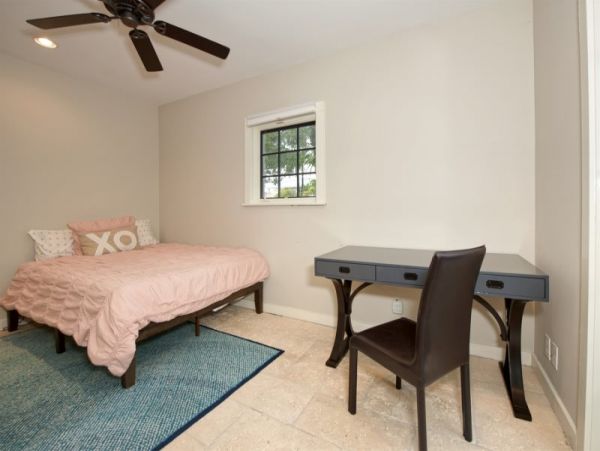 Key West Upscale 2 Bedroom Home with Guest House and Pool