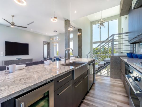 Modern Luxury 3-Bedroom Pool Home in Marathon