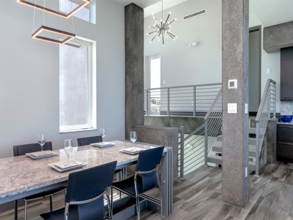 Modern Luxury 3-Bedroom Pool Home in Marathon