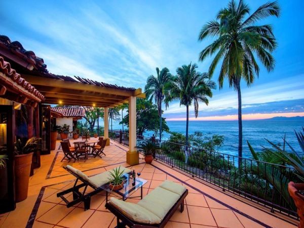 Puerto Vallarta Luxury Accommodation Sleeps 10 Guests.