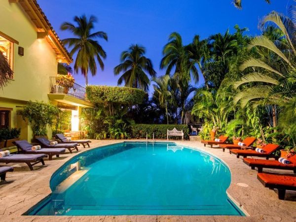 Puerto Vallarta Luxury Accommodation Sleeps 10 Guests.
