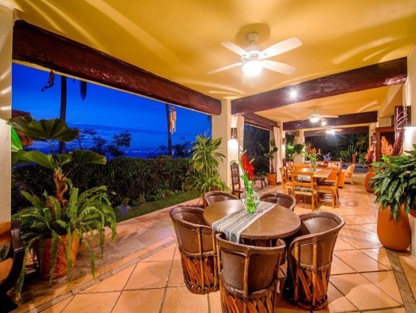 Puerto Vallarta Luxury Accommodation Sleeps 10 Guests.