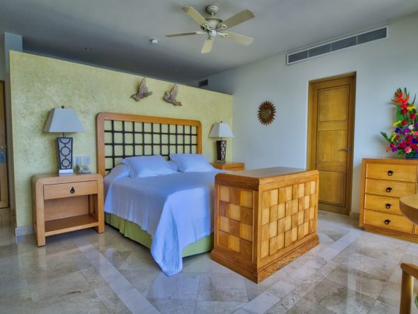 Puerto Vallarta Punta Mita Condo 954785