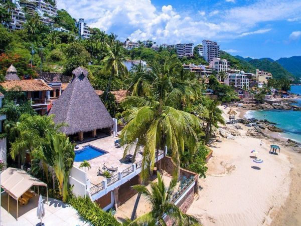 Beachfront Five Bedroom Home with Pool in Puerto Vallarta