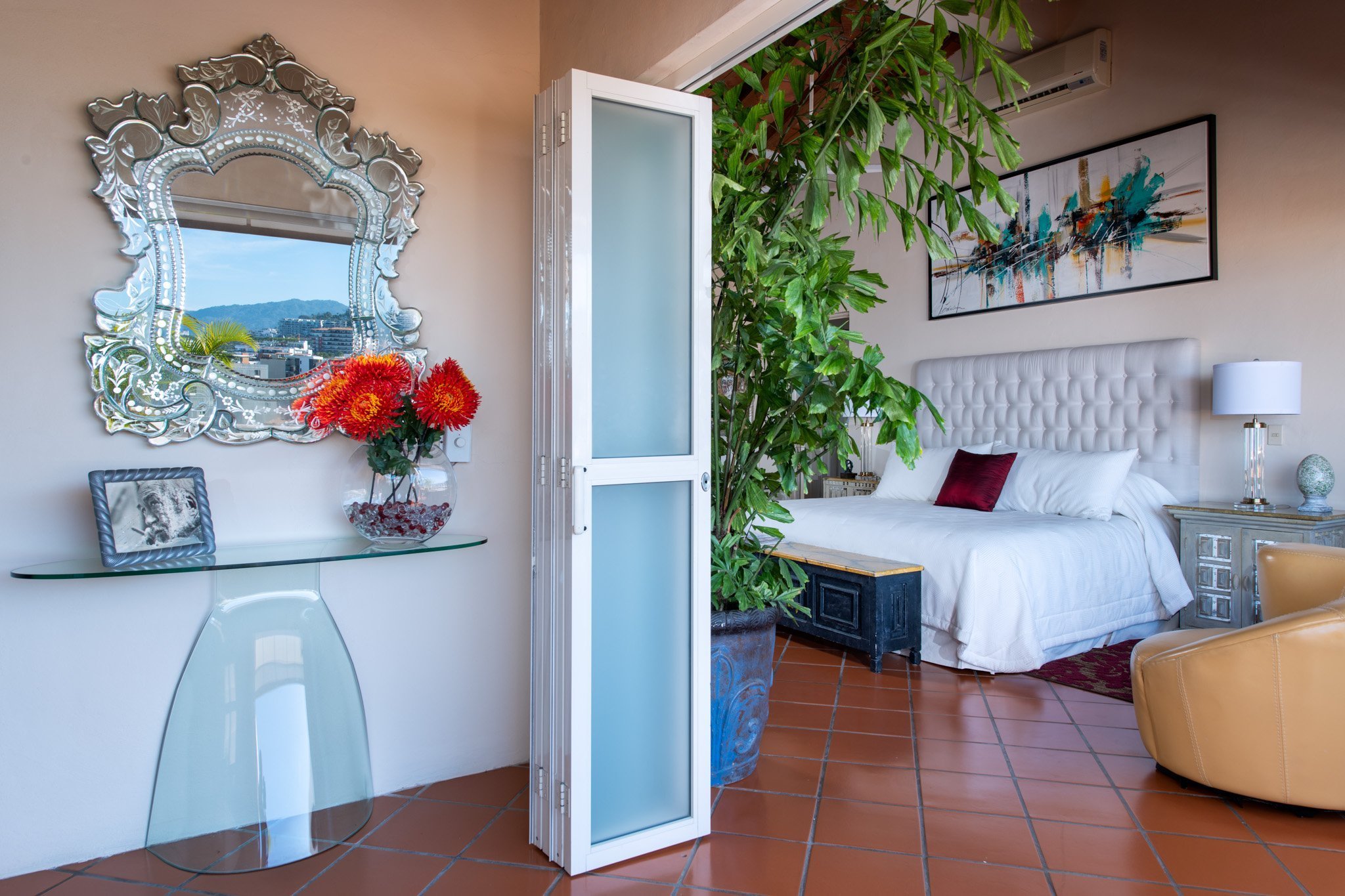Luxury Villa Rents from 4-8 Bedrooms with Pool & Great Views