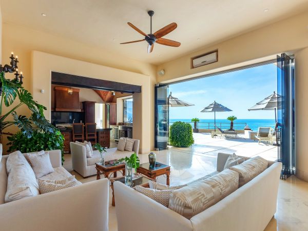 Gorgeous Vacation Rental Home with Private Pool & Hot Tub