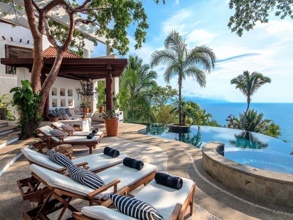 Gorgeous Vacation Villa with Private Pool & Full Ocean Views