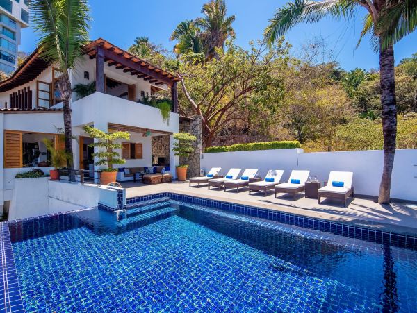 Gorgeous Vacation Rental Home with Private Pool Ocean Views - Upper Amapas Area