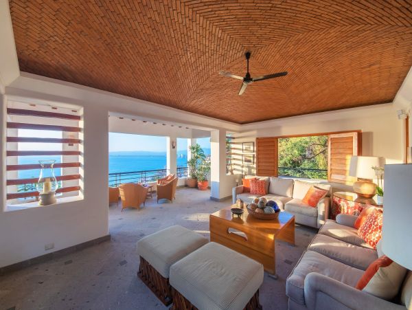 Gorgeous Vacation Rental Home with Private Pool Ocean Views - Upper Amapas Area
