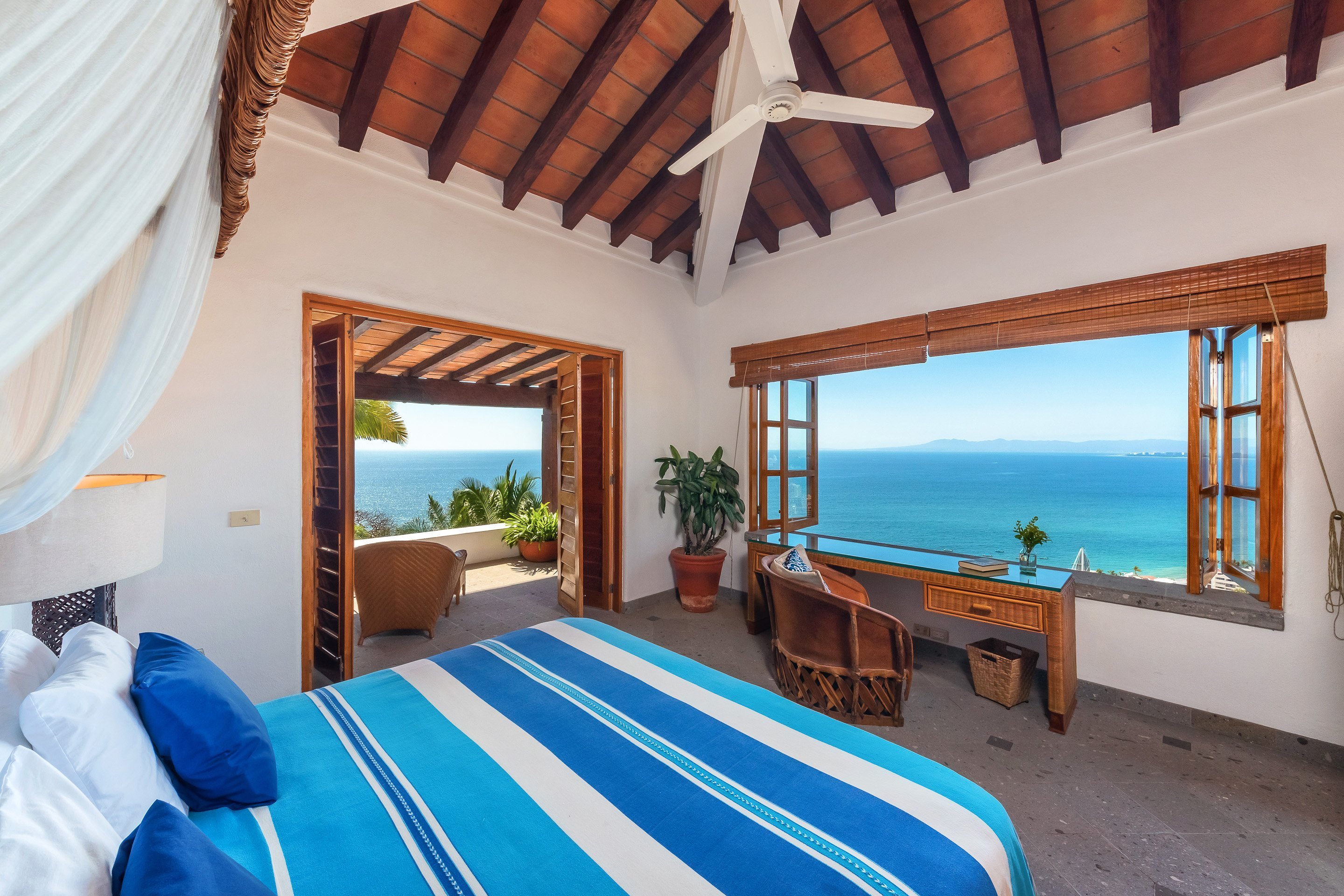 Gorgeous Vacation Rental Home with Private Pool Ocean Views - Upper Amapas Area