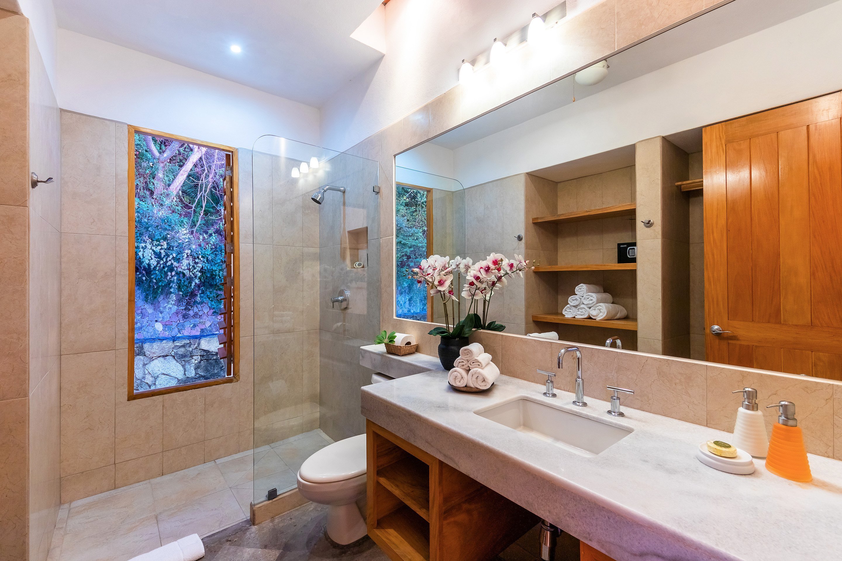 Gorgeous Vacation Rental Home with Private Pool Ocean Views - Upper Amapas Area