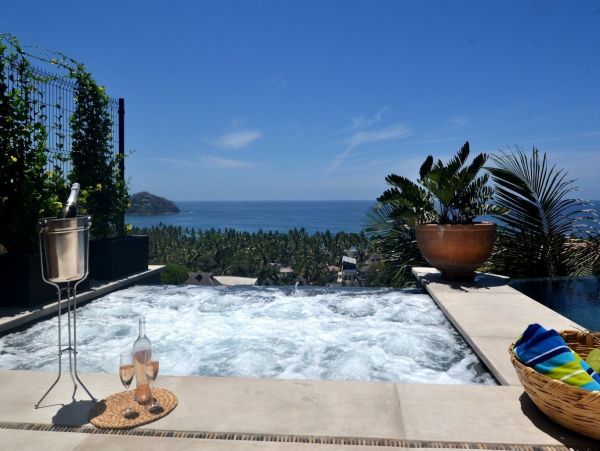 Beach, Staff, Luxury, 12 bedroom Vacation Estate Mismaloya