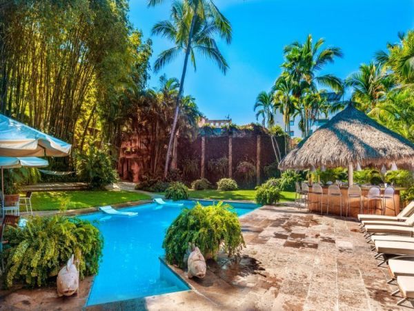 Gorgeous Vacation Villa with Private Pool & Ocean Views