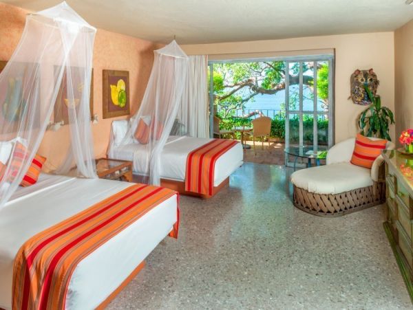Gorgeous Vacation Villa with Private Pool & Ocean Views