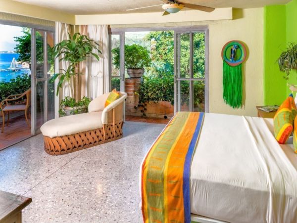 Gorgeous Vacation Villa with Private Pool & Ocean Views
