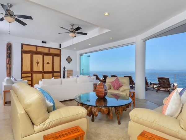 Beachfront Vacation Estate