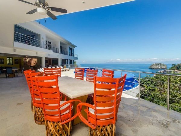 Luxury Home with Private Pool & Amazing Ocean Views