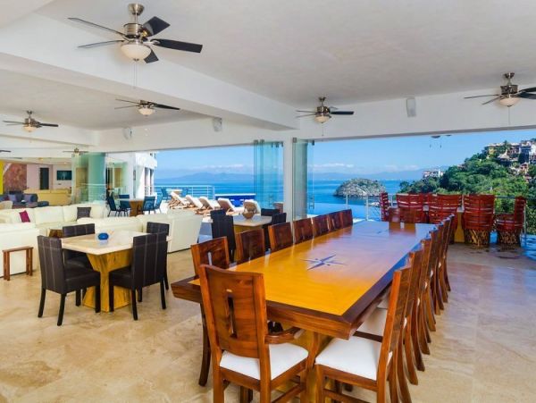 Luxury Home with Private Pool & Amazing Ocean Views
