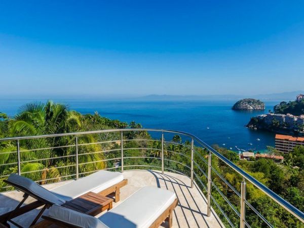Luxury Home with Private Pool & Amazing Ocean Views