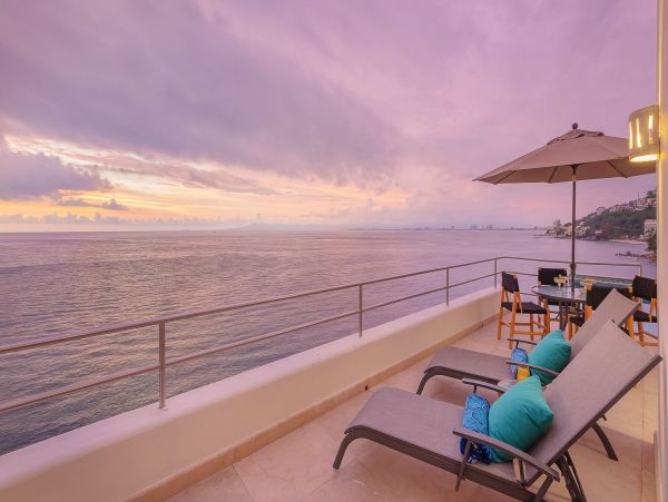 Gorgeous Vacation Rental Home with Private Pool & Hot Tub