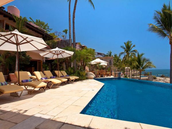 Beautiful Vacation Home with Private Pool & Full Ocean Views