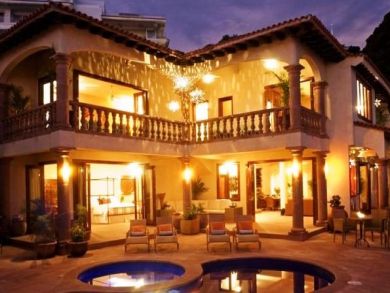 Beautiful Vacation Rental Home with Private Pool & Hot Tub