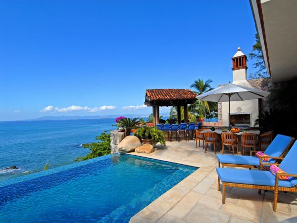 Beautiful Vacation Home with Private Pool & Full Ocean Views
