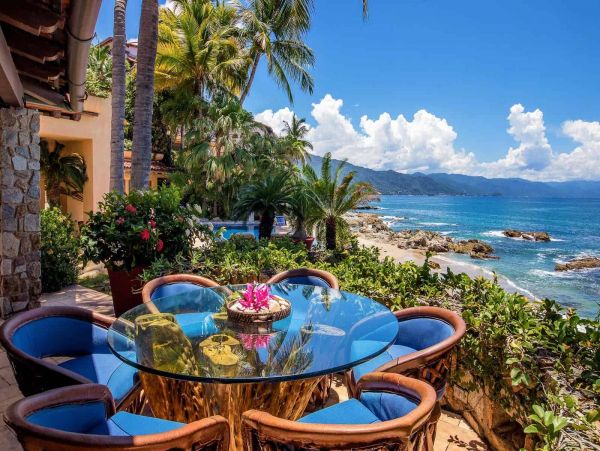 Oceanfront 4+ Bedrooms Vacation Home in Puerto Vallarta