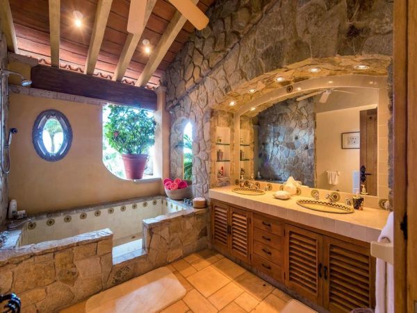 Oceanfront 4+ Bedrooms Vacation Home in Puerto Vallarta