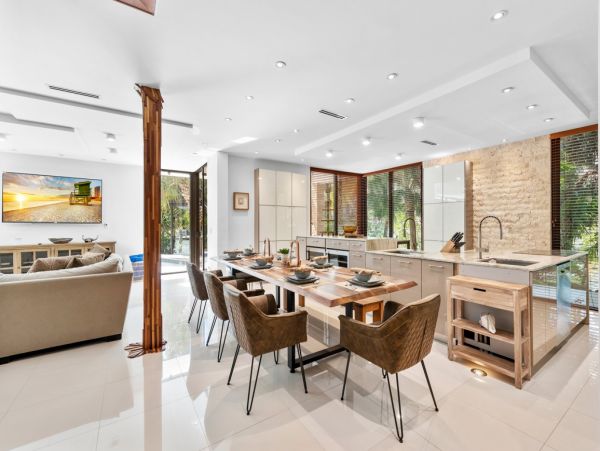Miami Five Bedroom Extraordinary Waterfront Vacation Villa