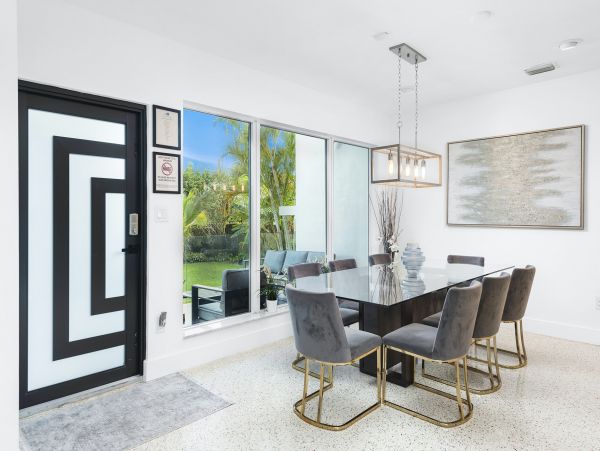 Miami Beach Posh Five Bedroom Vacation Rental Home Sleeps 14