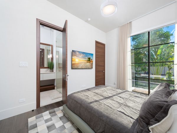 Miami Beach Home 954833