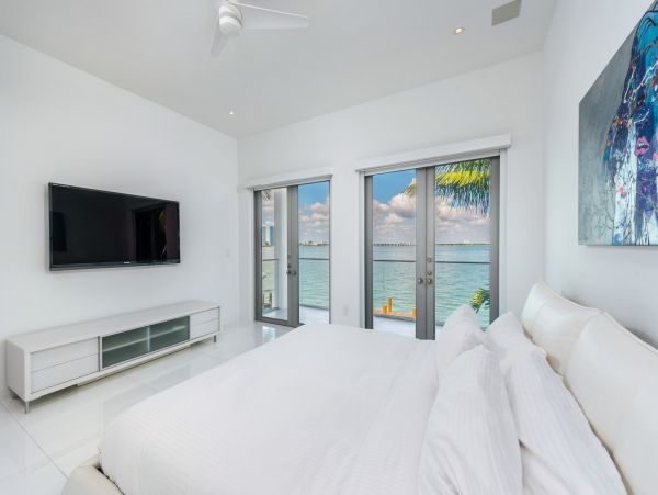 Miami Beach Home 954841